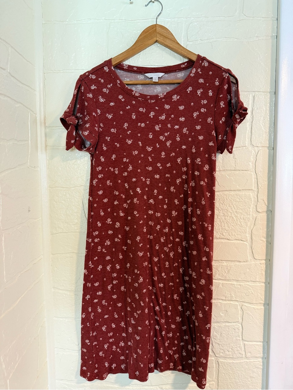 LC Lauren Conrad Rust Red Floral Midi Dress with Tie Sleeves